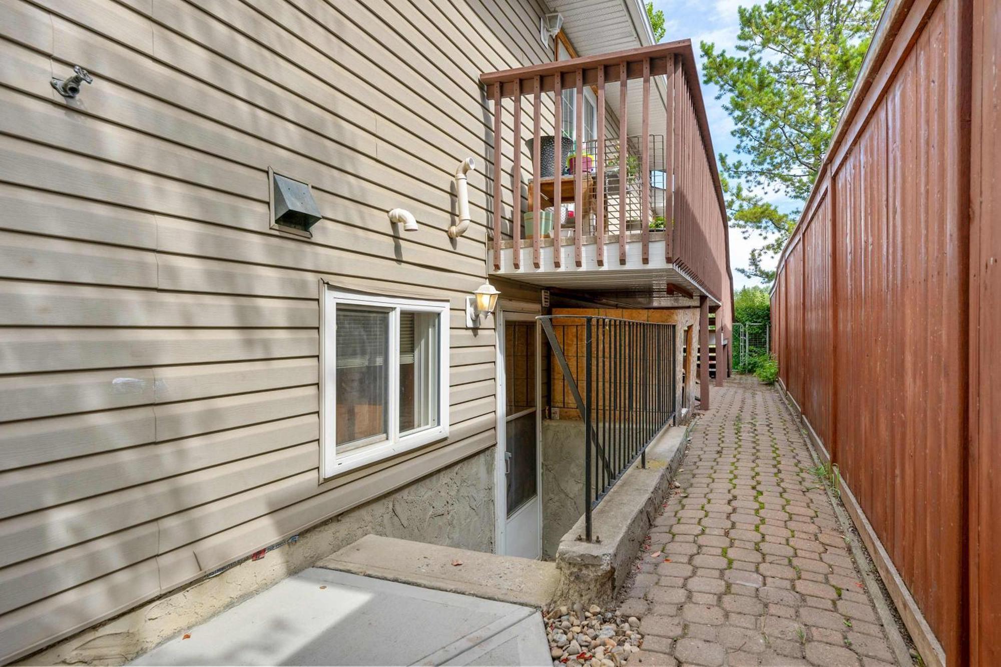 Holiday home New! Enjoy Yoga Classes! Private 2 Bedroom W Netflix & Banff Pass! Near Championship Golf Course!